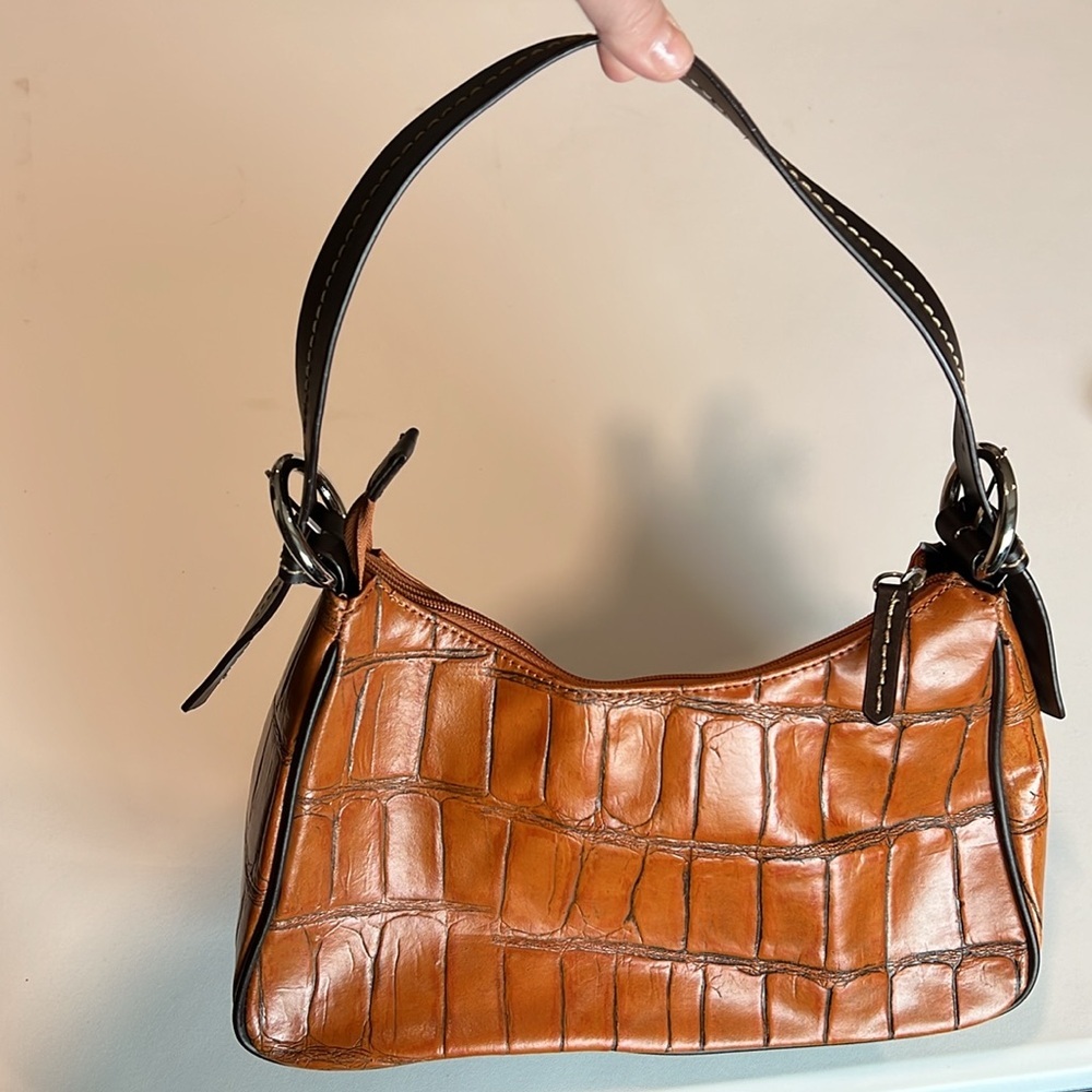Coldwater Creek - Y2K Orange and brown croc embossed shoulder bag